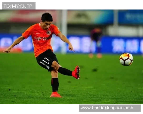 足球明星科贝尔的职业生涯与成就揭秘及其在足球界的影响力分析